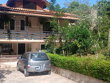 Vende-se propriedade completa � 1.778 m� � Ideal para mor